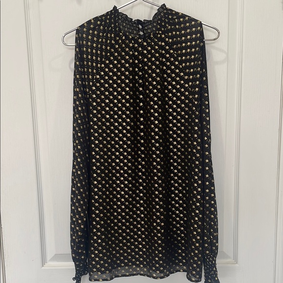 Elegant Black & Gold Print Top - ROSE + OLIVE - Size Large - Picture 8 of 16